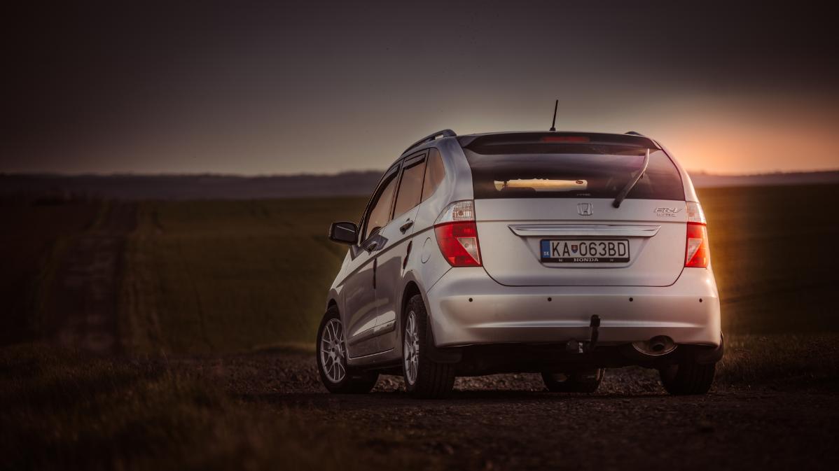 HONDA FR-V 2.0 - spotreba
