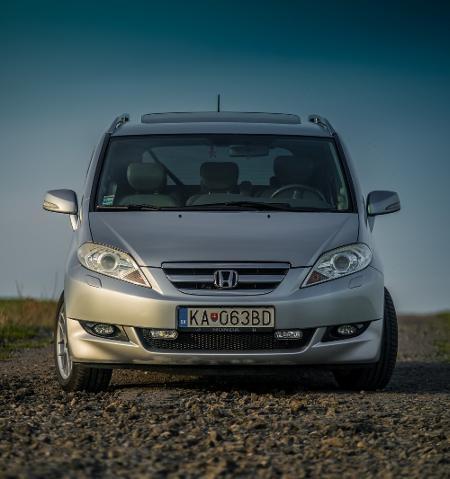vyskúšali sme Hondu FRV - ako obstála v teste ojazdených vozidiel? - Recenzia Honda FR-V