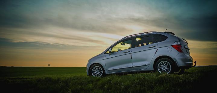 Predám Honda FR-V 1.8.výborný stav - Recenzia Honda FR-V